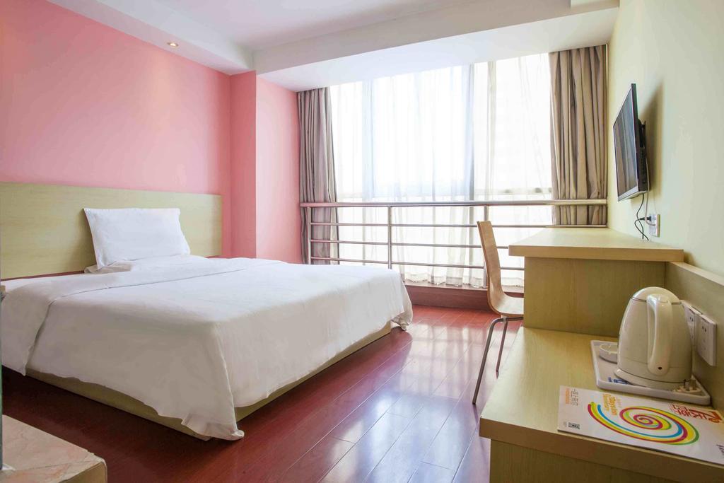 7Days Inn Beijing Railway Station Guangqu Gate Metro Station Luaran gambar