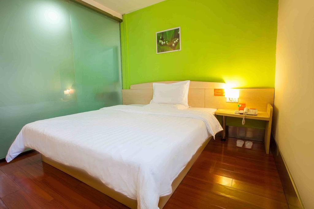 7Days Inn Beijing Railway Station Guangqu Gate Metro Station Luaran gambar